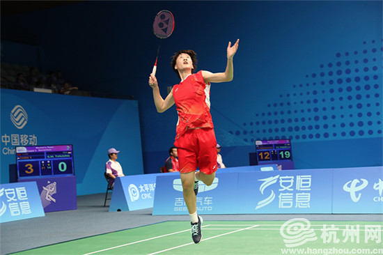 但回顾了荣 但回顾了荣