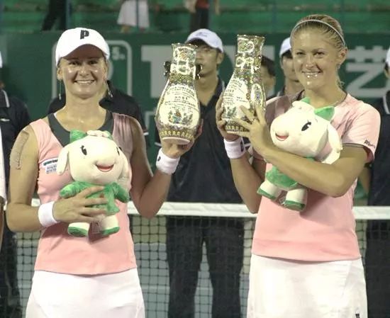 中如魚得水 中如魚得水