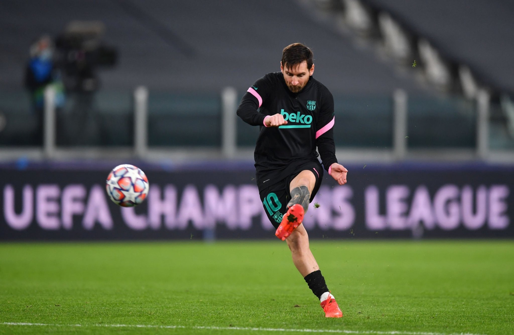 德甲联赛：樊振东为啥遭遇两连败？细细一品就知道了